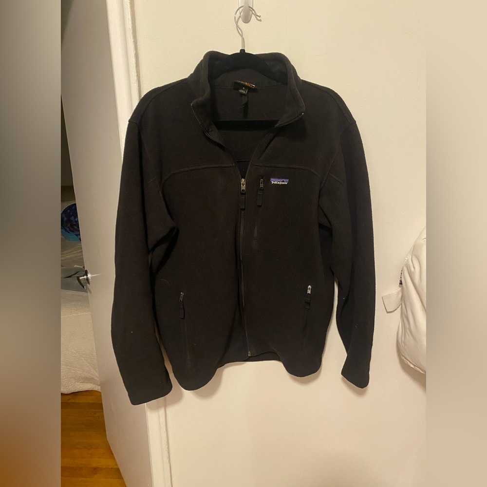 Patagonia synchilla full zip black jacket sweater